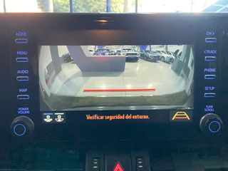 TOYOTA Rav4 2.5l 220H Advance