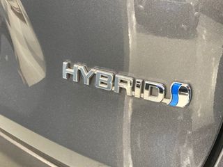 TOYOTA Rav4 2.5l 220H Advance