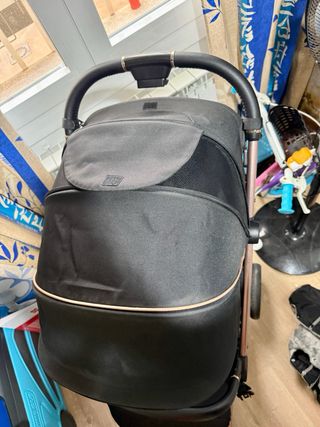 Silla de paseo ligera negra