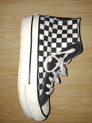 Zapatillas Victoria Cuadros Blanco y Negro