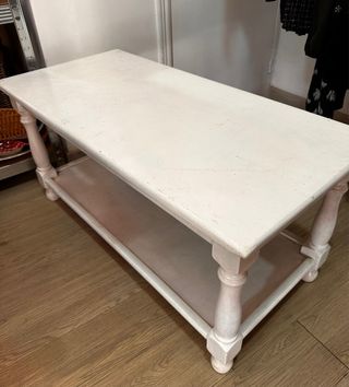 Mesita auxiliar restaurada