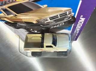 Hot Wheels 1987 Toyota Pickup Truck