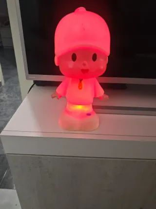 Pocoyó con luces