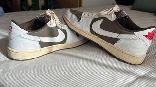 Nike Air Jordan 1 Travis Scott Marrón Blanco