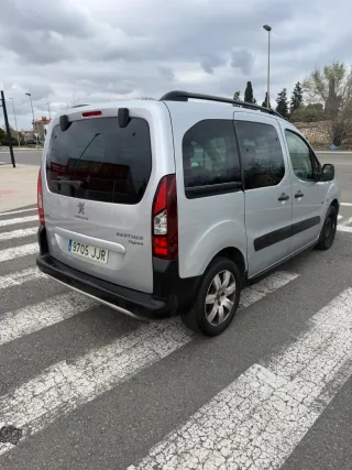 Peugeot e-Partner 2015