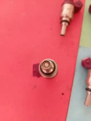 Inyector combustible MERCEDES A2710780023