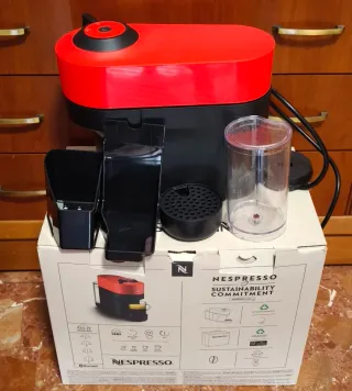 Cafetera Nespresso Vertuo Pop Spicy Red