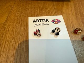 Pendientes niña ARTTIK y otros