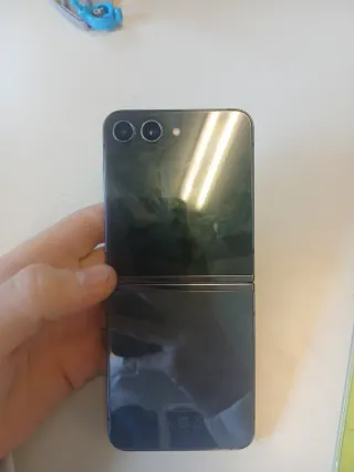 Samsung Galaxy Z Flip5 256GB