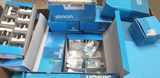 Marcos e interruptores Simon Mixto