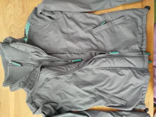 Chaqueta Superdry cortavientos talla S