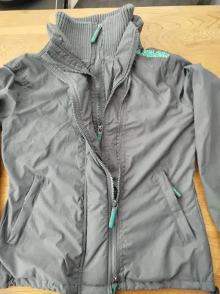 Chaqueta Superdry cortavientos talla S