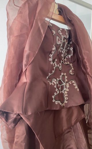 Vestido invitada 2 piezas marrón