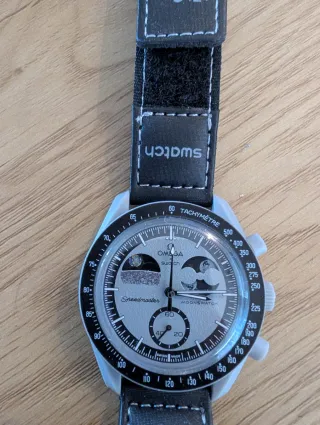 Reloj unisex negro y gris speedmaster