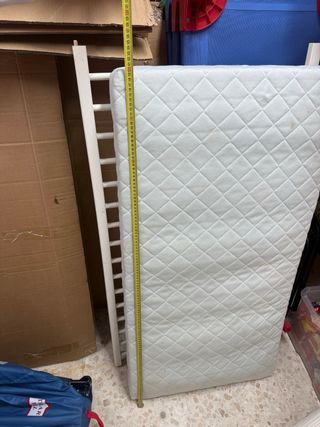 Cuna blanca con colchón