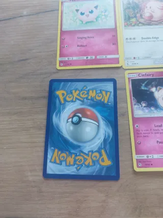 4 Cartas Pokémon: Jigglypuff, Chansey, Clefairy