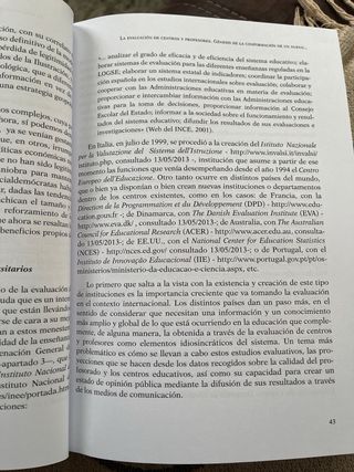 Evaluación de centros y profesores (GRADO) (Spa...