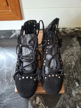 ASOS Botines Negros con Tachuelas