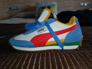 Zapatillas Puma Azules y Blancas