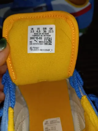 Zapatillas Puma Azules y Blancas