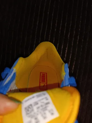 Zapatillas Puma Azules y Blancas