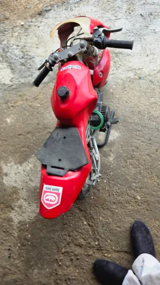 Minimoto Replica Blata Roja y Blanca