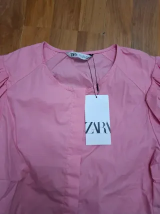 Blusa Zara rosa manga abullonada