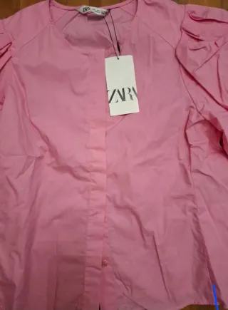 Blusa Zara rosa manga abullonada