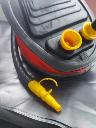 Hinchador de pie con manguera