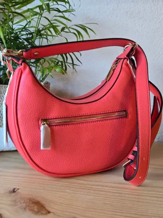 Bolso Guess Anadela 3 Coral (Nuevo con Etiquetas)