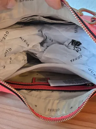 Bolso Guess Anadela 3 Coral (Nuevo con Etiquetas)