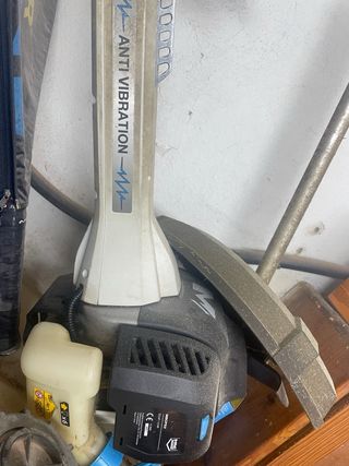 Desbrozadora MacAllister 2T 55cc + Accesorios