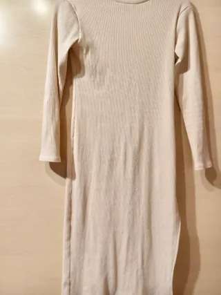 Vestido midi canalé beige