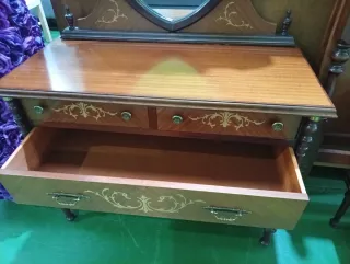 Dormitorio completo estilo clásico