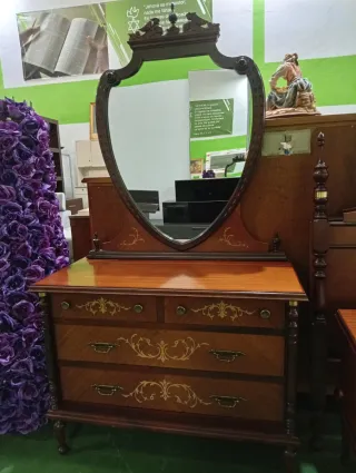 Dormitorio completo estilo clásico