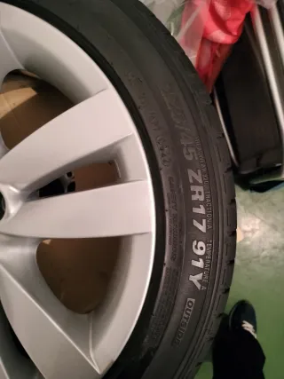 4 #LlantasBMW con Neumáticos