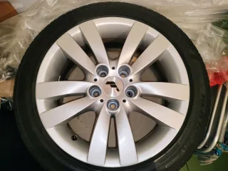 4 #LlantasBMW con Neumáticos