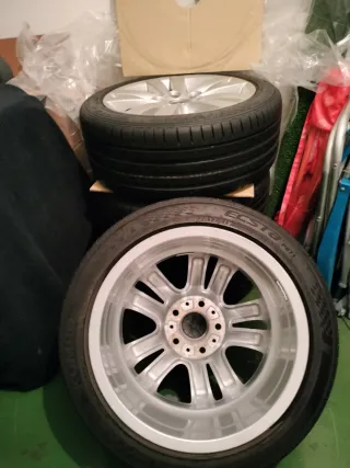 4 #LlantasBMW con Neumáticos