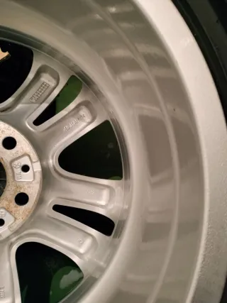 4 #LlantasBMW con Neumáticos