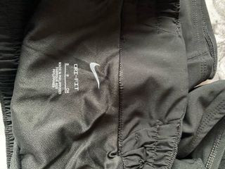 Pantalón corto Nike negro