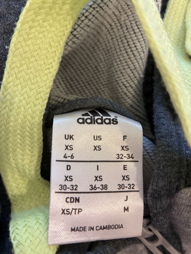 Chándal Adidas Gris y amarillo Talla XS