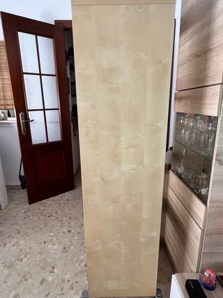 Estantería modular con ruedas