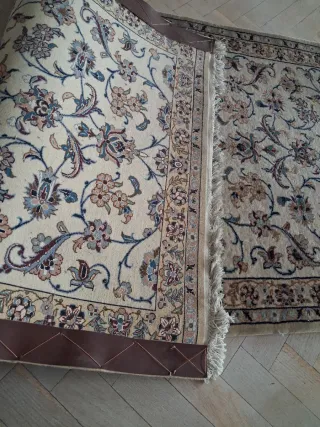 Alfombra de lana beige y azul