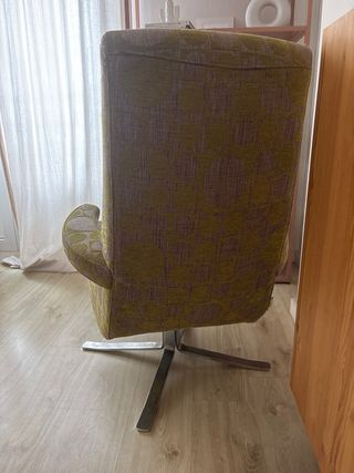 Butaca de tela verde