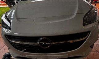 Opel Corsa Parrilla Frontal 2016