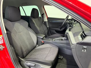 SKODA OCTAVIA COMBI 2.0TDi 150CV DSG STYLE 5PT