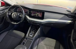 SKODA OCTAVIA COMBI 2.0TDi 150CV DSG STYLE 5PT