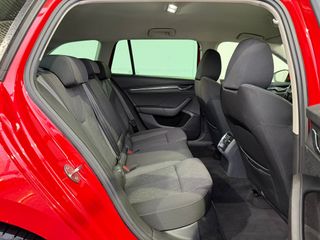 SKODA OCTAVIA COMBI 2.0TDi 150CV DSG STYLE 5PT