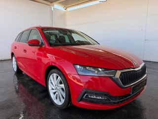 SKODA OCTAVIA COMBI 2.0TDi 150CV DSG STYLE 5PT