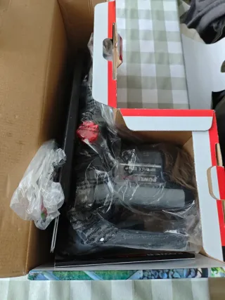 Motosierra Eléctrica Powerplus 2000W